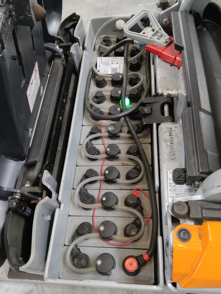Still LTX50 - Vučni traktor: slika Still LTX50 - Vučni traktor Still LTX50 - Vučni traktor: slika Still LTX50 - Vučni traktor
