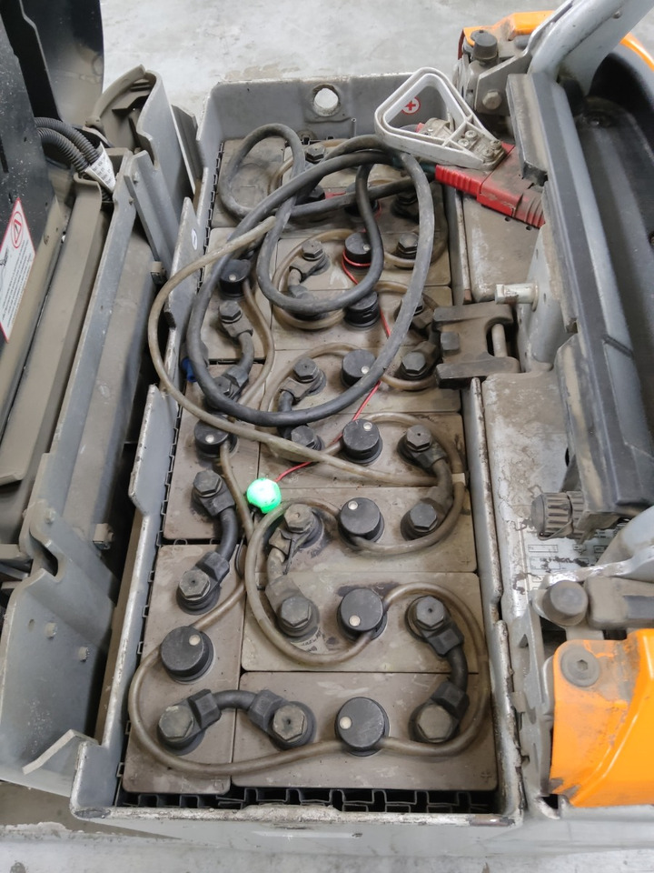 Still LTX50 - Vučni traktor: slika Still LTX50 - Vučni traktor Still LTX50 - Vučni traktor: slika Still LTX50 - Vučni traktor