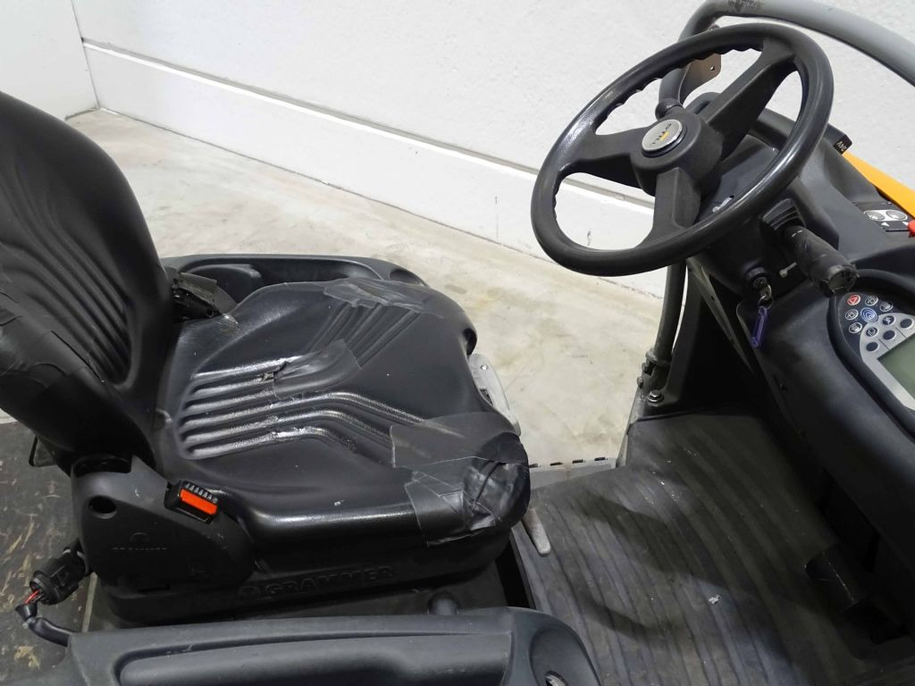 Still LTX80 - Vučni traktor: slika Still LTX80 - Vučni traktor Still LTX80 - Vučni traktor: slika Still LTX80 - Vučni traktor