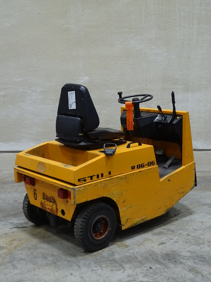 Still R06-06 - Vučni traktor: slika Still R06-06 - Vučni traktor Still R06-06 - Vučni traktor: slika Still R06-06 - Vučni traktor