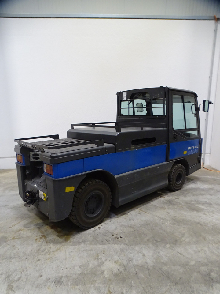 Still R07-25 - Vučni traktor: slika Still R07-25 - Vučni traktor Still R07-25 - Vučni traktor: slika Still R07-25 - Vučni traktor