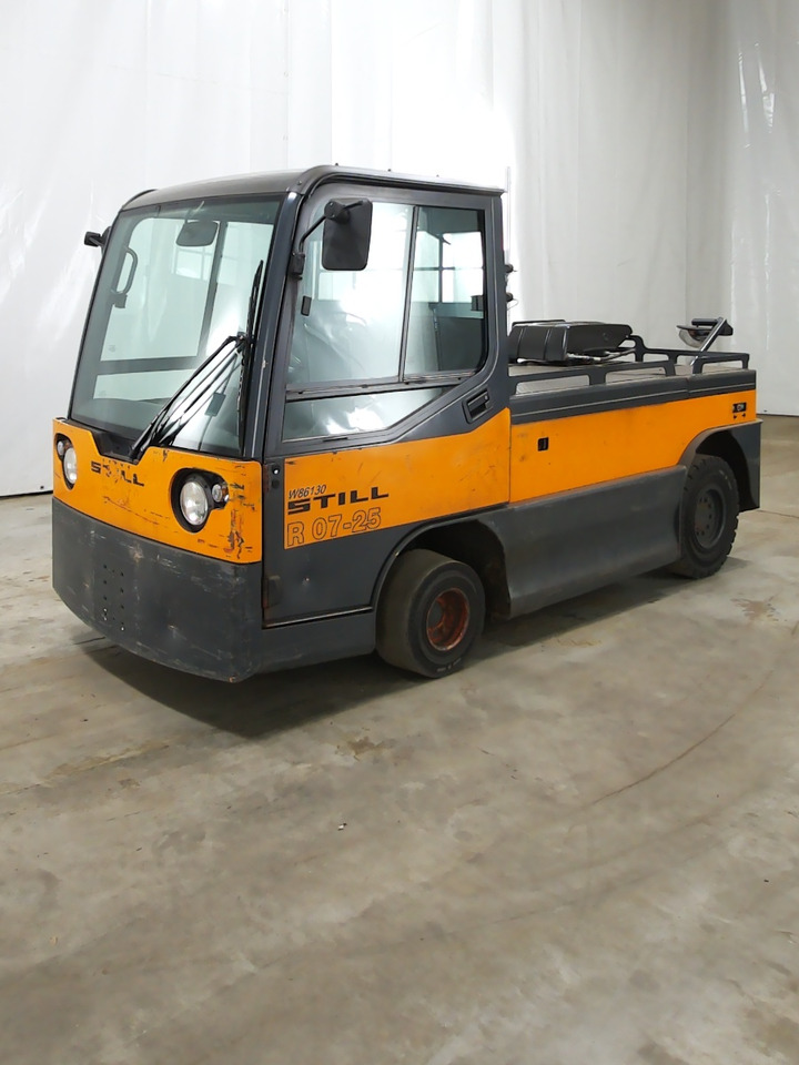 Still R07-25 - Vučni traktor: slika Still R07-25 - Vučni traktor Still R07-25 - Vučni traktor: slika Still R07-25 - Vučni traktor