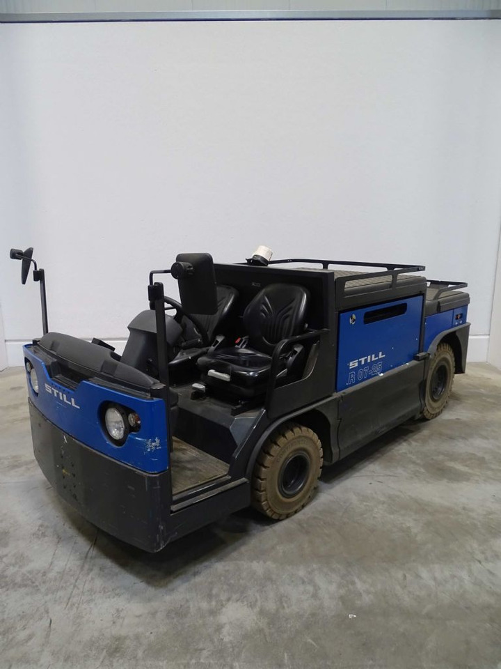 Still R07-25 - Vučni traktor: slika Still R07-25 - Vučni traktor Still R07-25 - Vučni traktor: slika Still R07-25 - Vučni traktor