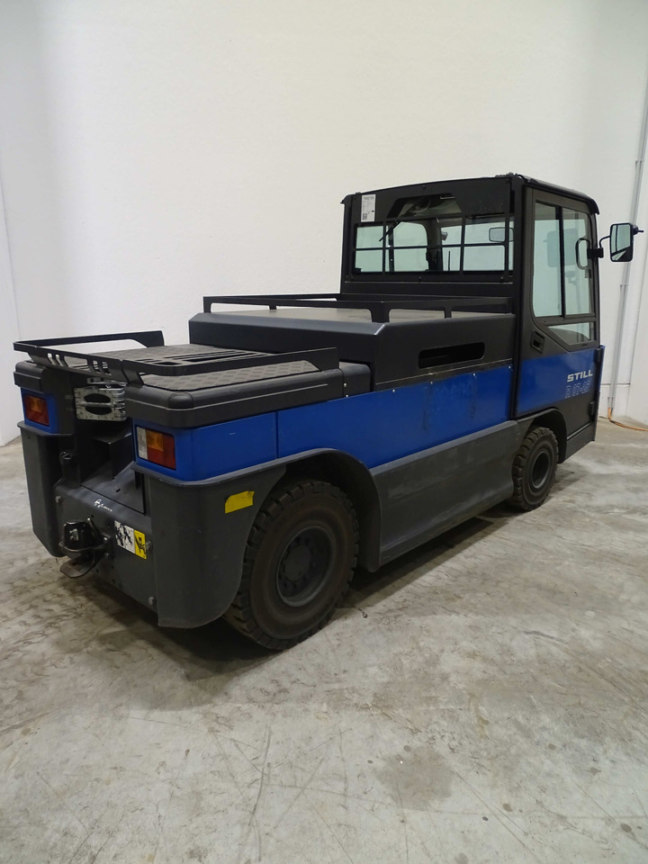 Still R07-25 - Vučni traktor: slika Still R07-25 - Vučni traktor Still R07-25 - Vučni traktor: slika Still R07-25 - Vučni traktor