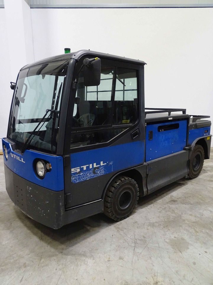 Still R07-25 - Vučni traktor: slika Still R07-25 - Vučni traktor Still R07-25 - Vučni traktor: slika Still R07-25 - Vučni traktor