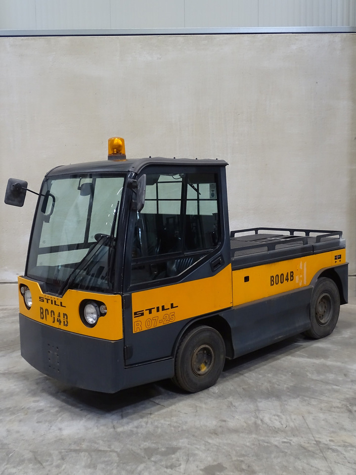 Still R07-25 - Vučni traktor: slika Still R07-25 - Vučni traktor Still R07-25 - Vučni traktor: slika Still R07-25 - Vučni traktor