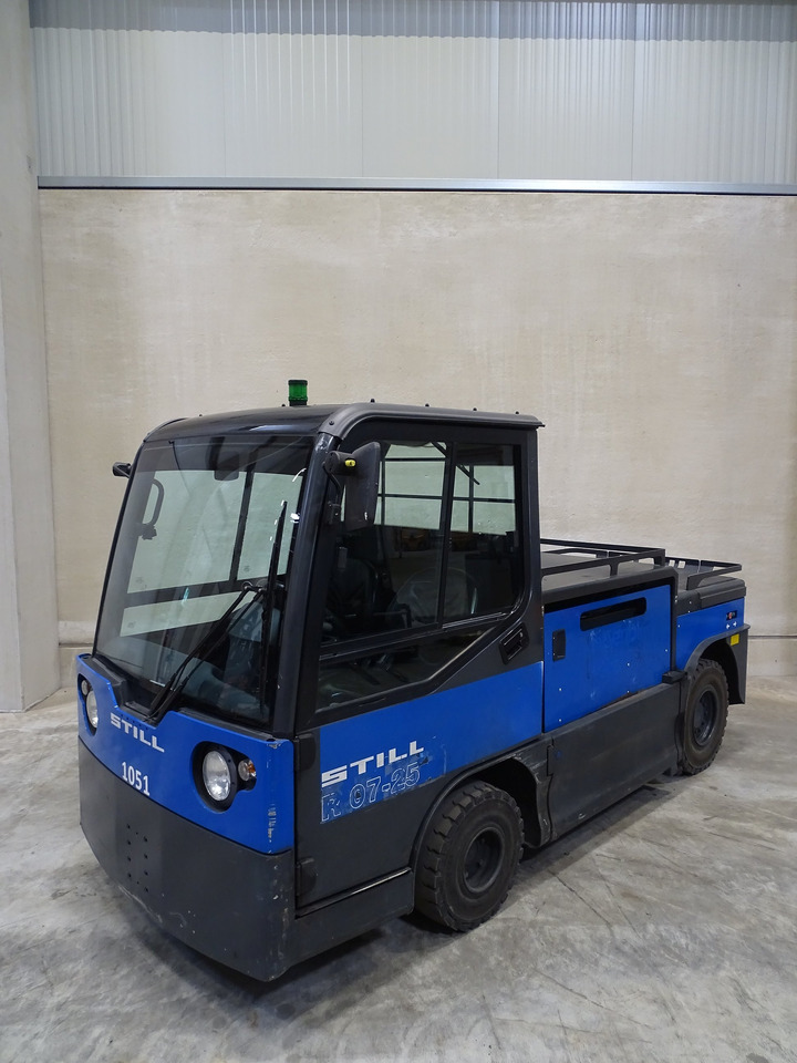 Still R07-25L - Vučni traktor: slika Still R07-25L - Vučni traktor Still R07-25L - Vučni traktor: slika Still R07-25L - Vučni traktor