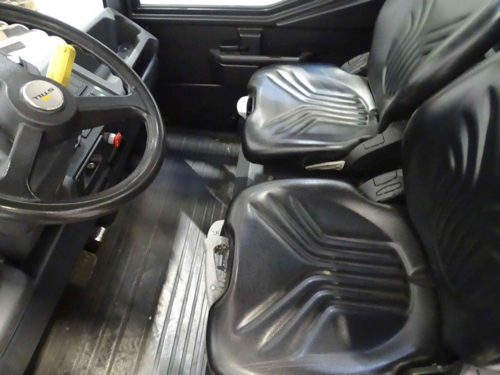 Still R07-25L - Vučni traktor: slika Still R07-25L - Vučni traktor Still R07-25L - Vučni traktor: slika Still R07-25L - Vučni traktor