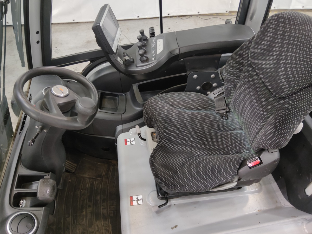 Still RX20-14C - Električni viličar: slika Still RX20-14C - Električni viličar Still RX20-14C - Električni viličar: slika Still RX20-14C - Električni viličar