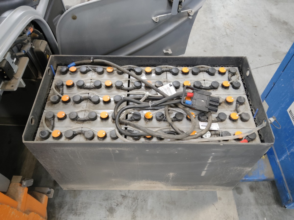 Still RX20-14C - Električni viličar: slika Still RX20-14C - Električni viličar Still RX20-14C - Električni viličar: slika Still RX20-14C - Električni viličar