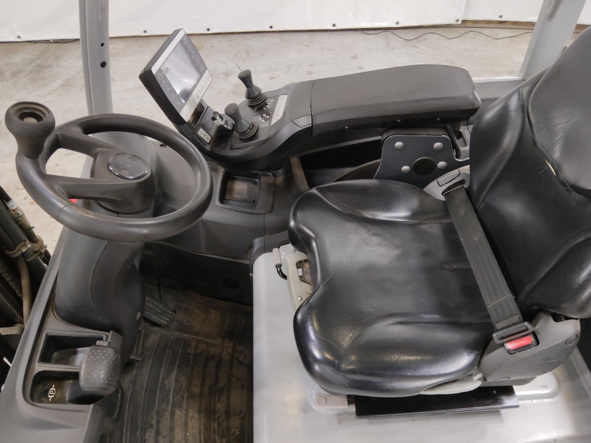 Still RX20-14C - Električni viličar: slika Still RX20-14C - Električni viličar Still RX20-14C - Električni viličar: slika Still RX20-14C - Električni viličar