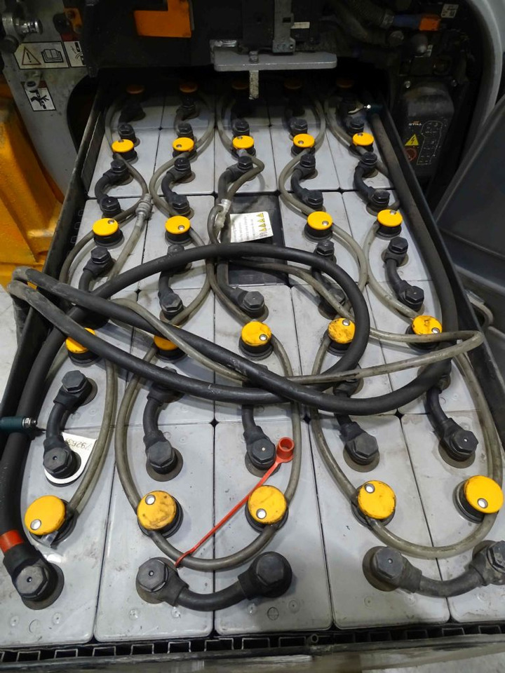 Still RX20-14C - Električni viličar: slika Still RX20-14C - Električni viličar Still RX20-14C - Električni viličar: slika Still RX20-14C - Električni viličar