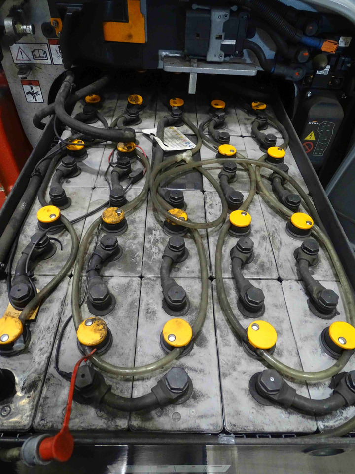 Still RX20-14C - Električni viličar: slika Still RX20-14C - Električni viličar Still RX20-14C - Električni viličar: slika Still RX20-14C - Električni viličar