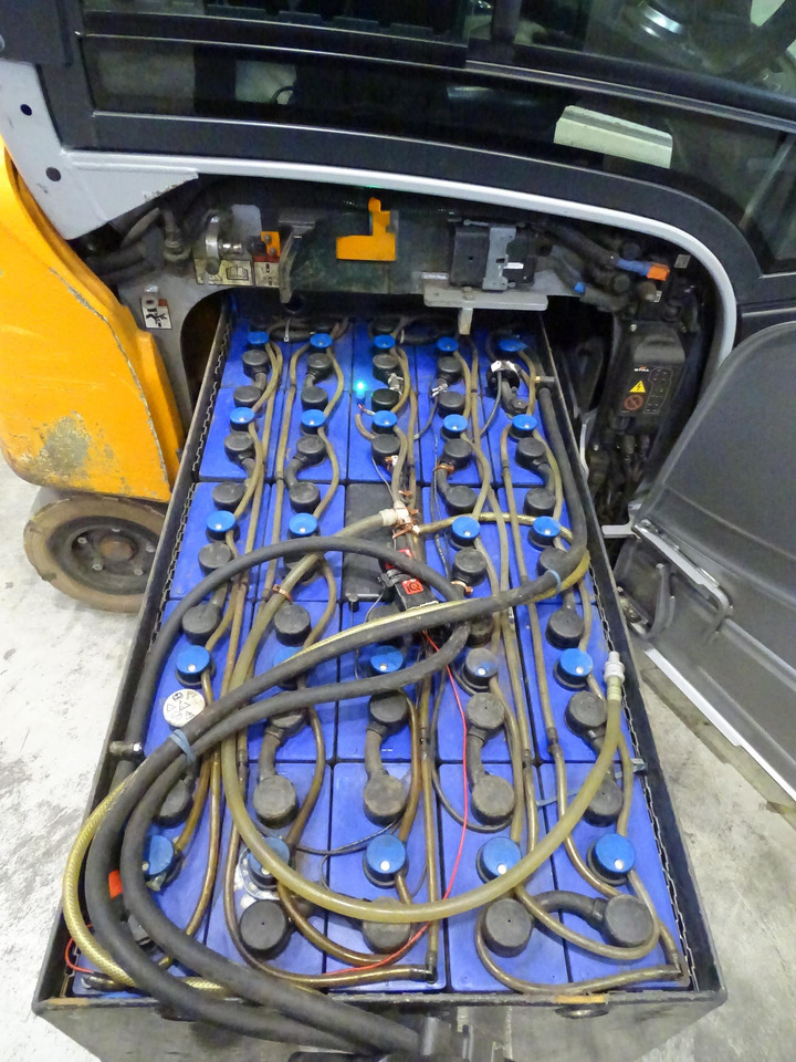 Still RX20-16P - Električni viličar: slika Still RX20-16P - Električni viličar Still RX20-16P - Električni viličar: slika Still RX20-16P - Električni viličar