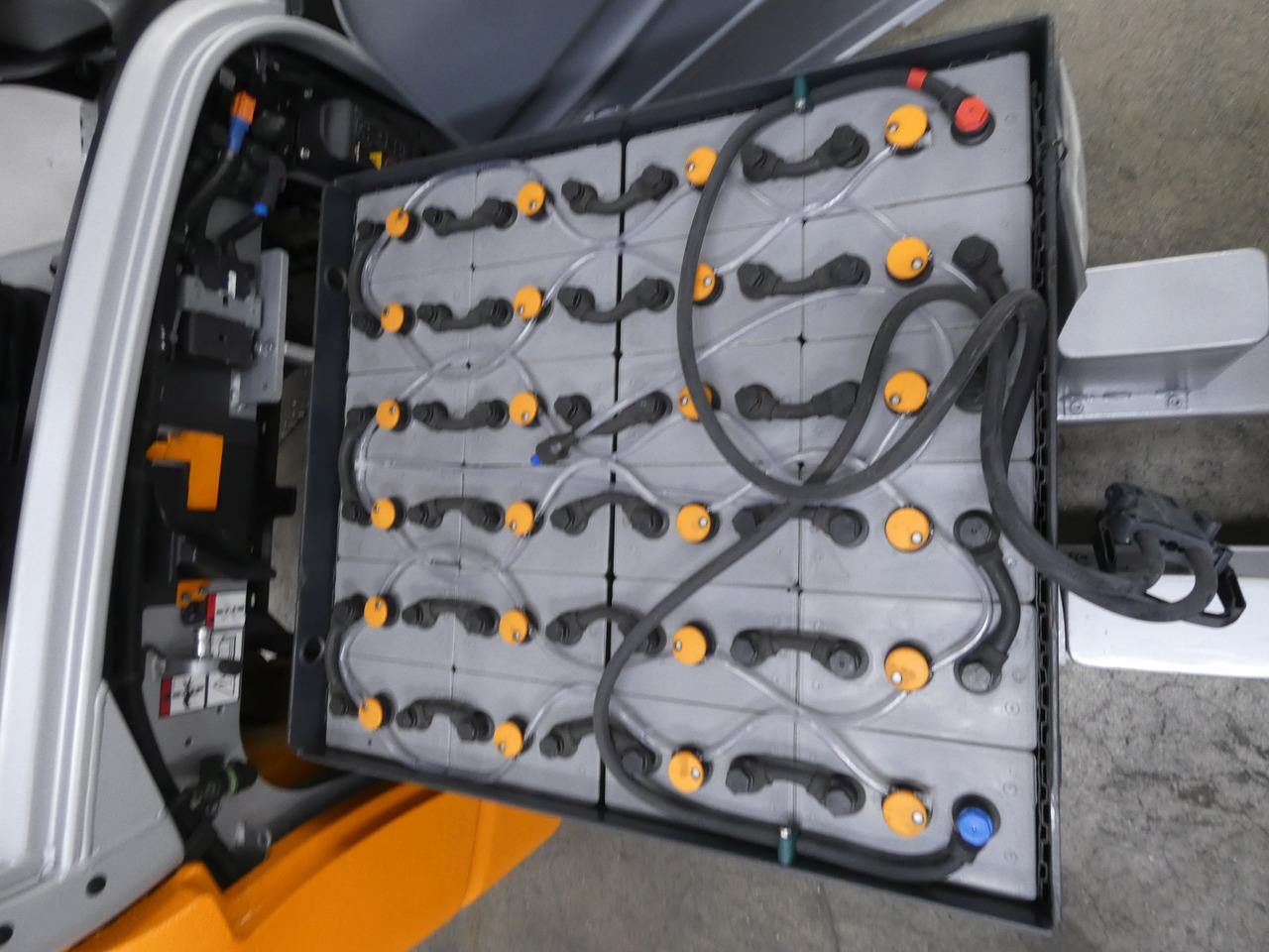 Still RX20-20L - Električni viličar: slika Still RX20-20L - Električni viličar Still RX20-20L - Električni viličar: slika Still RX20-20L - Električni viličar