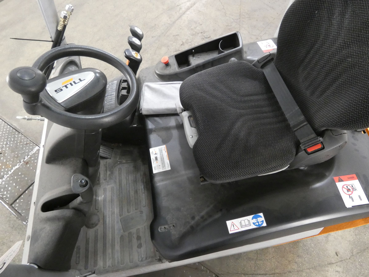 Still RX50-15 - Električni viličar: slika Still RX50-15 - Električni viličar Still RX50-15 - Električni viličar: slika Still RX50-15 - Električni viličar