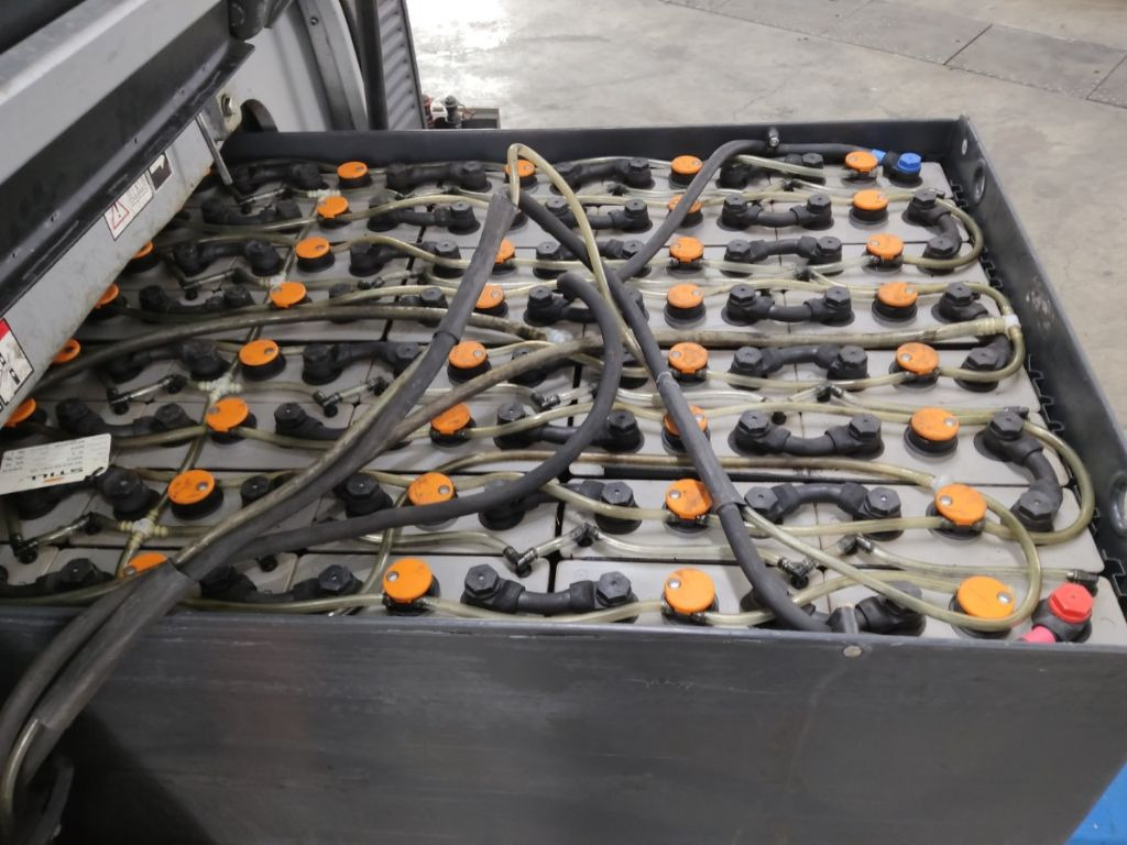 Still RX60-25/600 - Električni viličar: slika Still RX60-25/600 - Električni viličar Still RX60-25/600 - Električni viličar: slika Still RX60-25/600 - Električni viličar