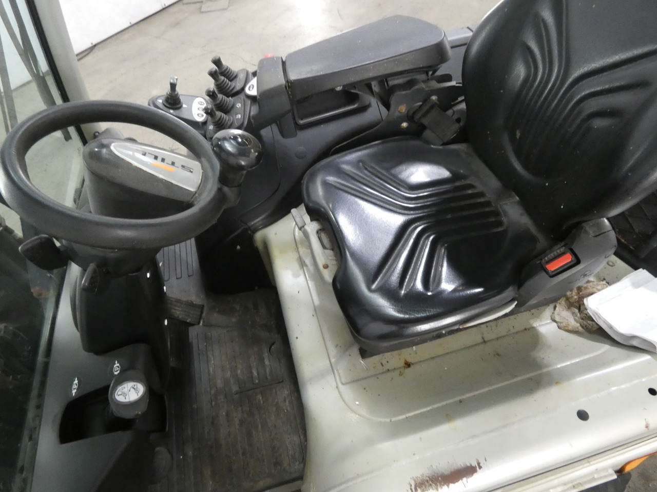 Still RX60-25 - Električni viličar: slika Still RX60-25 - Električni viličar Still RX60-25 - Električni viličar: slika Still RX60-25 - Električni viličar