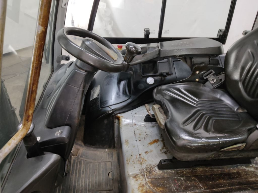 Still RX60-25 - Električni viličar: slika Still RX60-25 - Električni viličar Still RX60-25 - Električni viličar: slika Still RX60-25 - Električni viličar