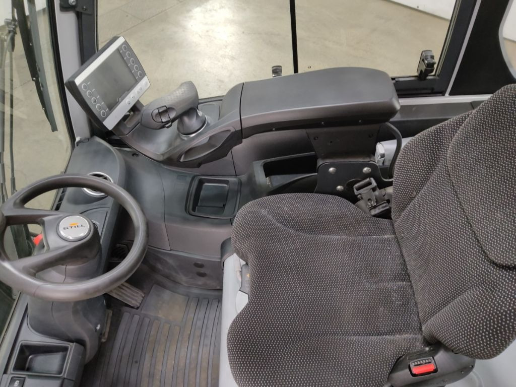 Still RX60-25 - Električni viličar: slika Still RX60-25 - Električni viličar Still RX60-25 - Električni viličar: slika Still RX60-25 - Električni viličar