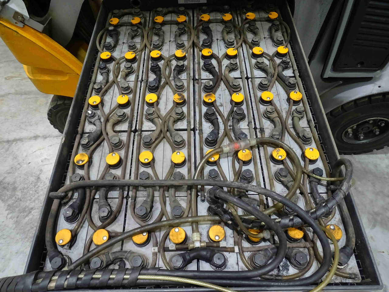 Still RX60-25 - Električni viličar: slika Still RX60-25 - Električni viličar Still RX60-25 - Električni viličar: slika Still RX60-25 - Električni viličar