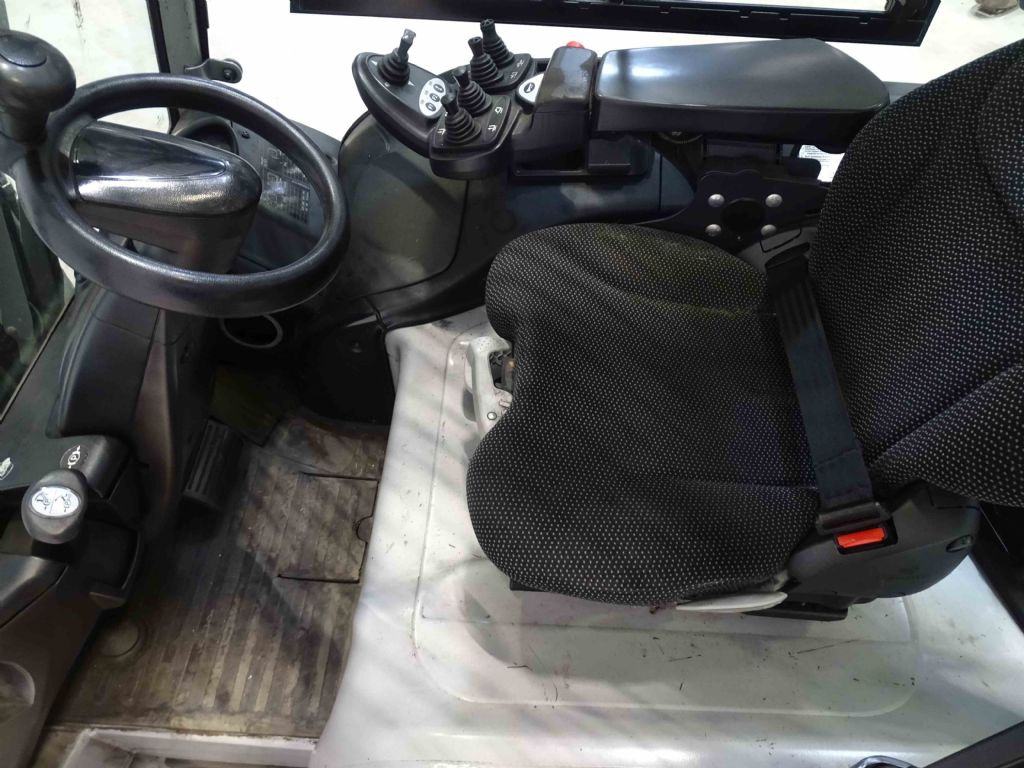 Still RX60-30 - Električni viličar: slika Still RX60-30 - Električni viličar Still RX60-30 - Električni viličar: slika Still RX60-30 - Električni viličar