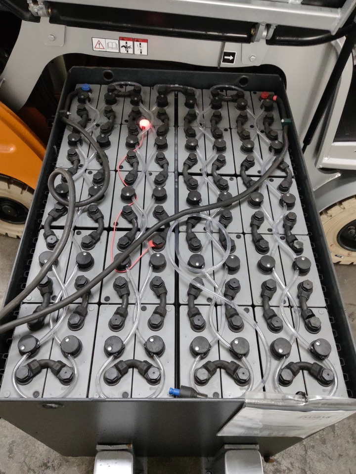 Still RX60-30 - Električni viličar: slika Still RX60-30 - Električni viličar Still RX60-30 - Električni viličar: slika Still RX60-30 - Električni viličar