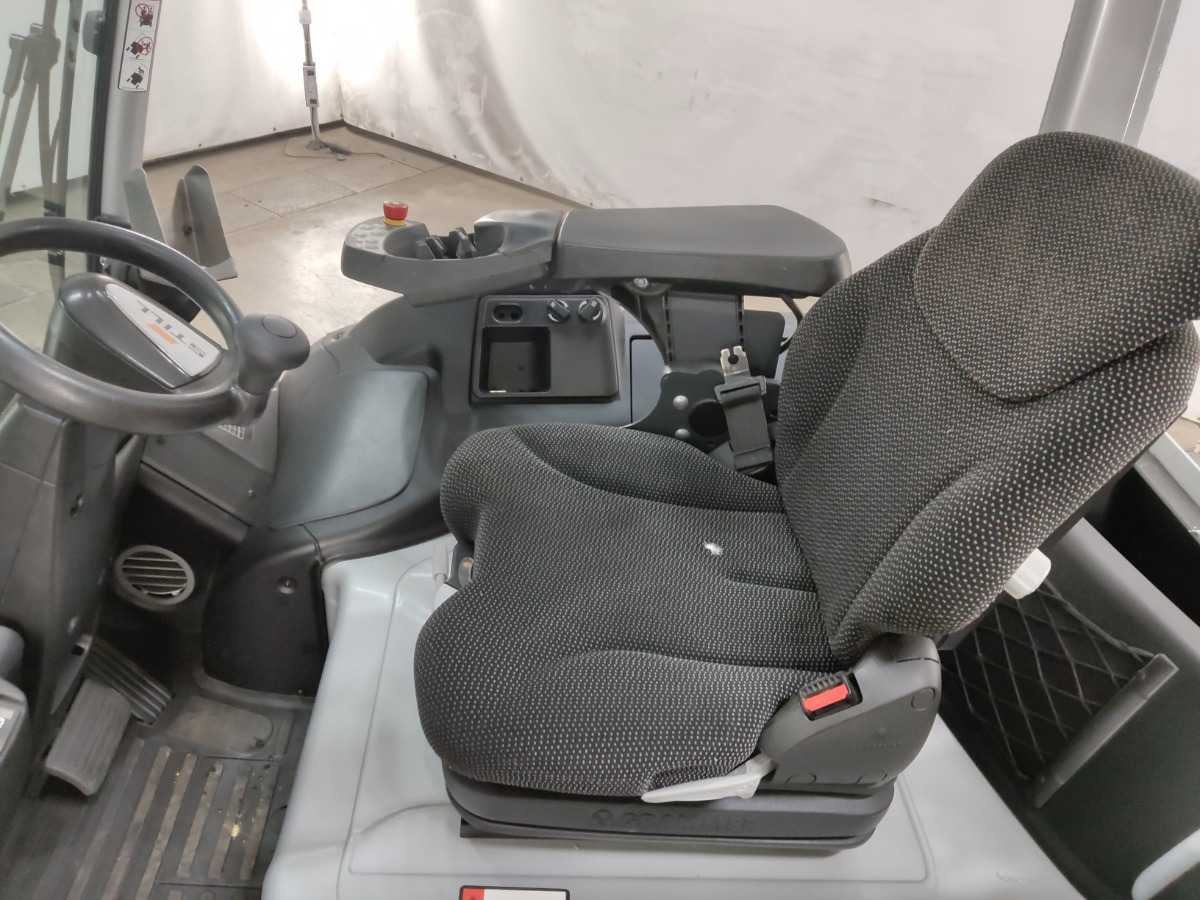 Still RX60-30 - Električni viličar: slika Still RX60-30 - Električni viličar Still RX60-30 - Električni viličar: slika Still RX60-30 - Električni viličar