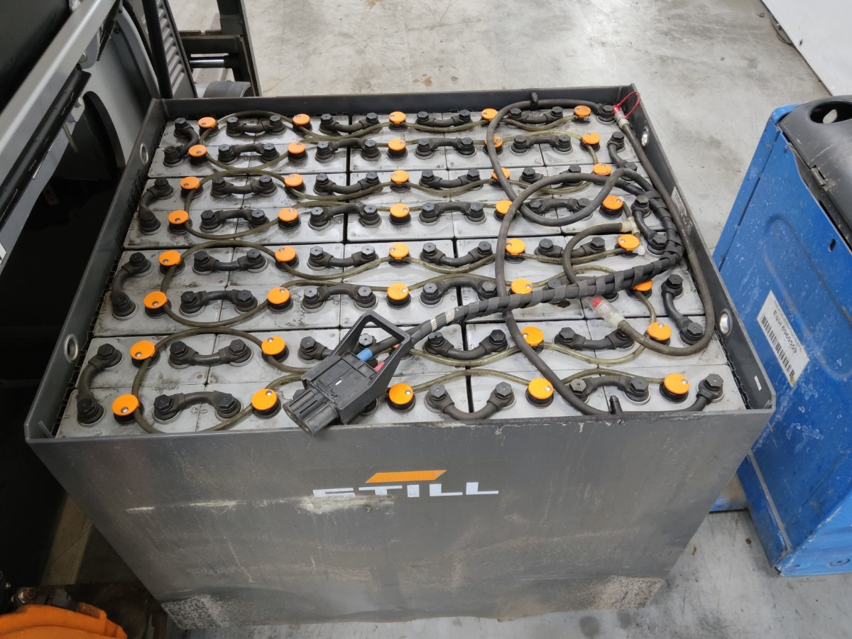 Still RX60-30L/600 - Električni viličar: slika Still RX60-30L/600 - Električni viličar Still RX60-30L/600 - Električni viličar: slika Still RX60-30L/600 - Električni viličar