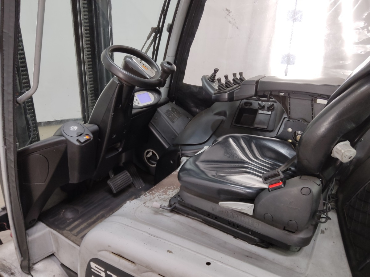 Still RX60-30L - Električni viličar: slika Still RX60-30L - Električni viličar Still RX60-30L - Električni viličar: slika Still RX60-30L - Električni viličar