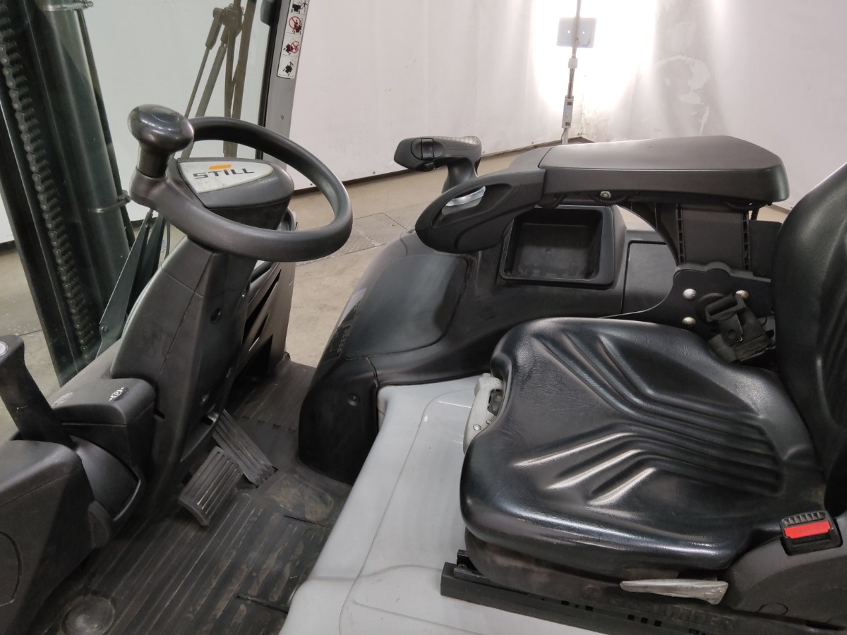 Still RX60-35 - Električni viličar: slika Still RX60-35 - Električni viličar Still RX60-35 - Električni viličar: slika Still RX60-35 - Električni viličar