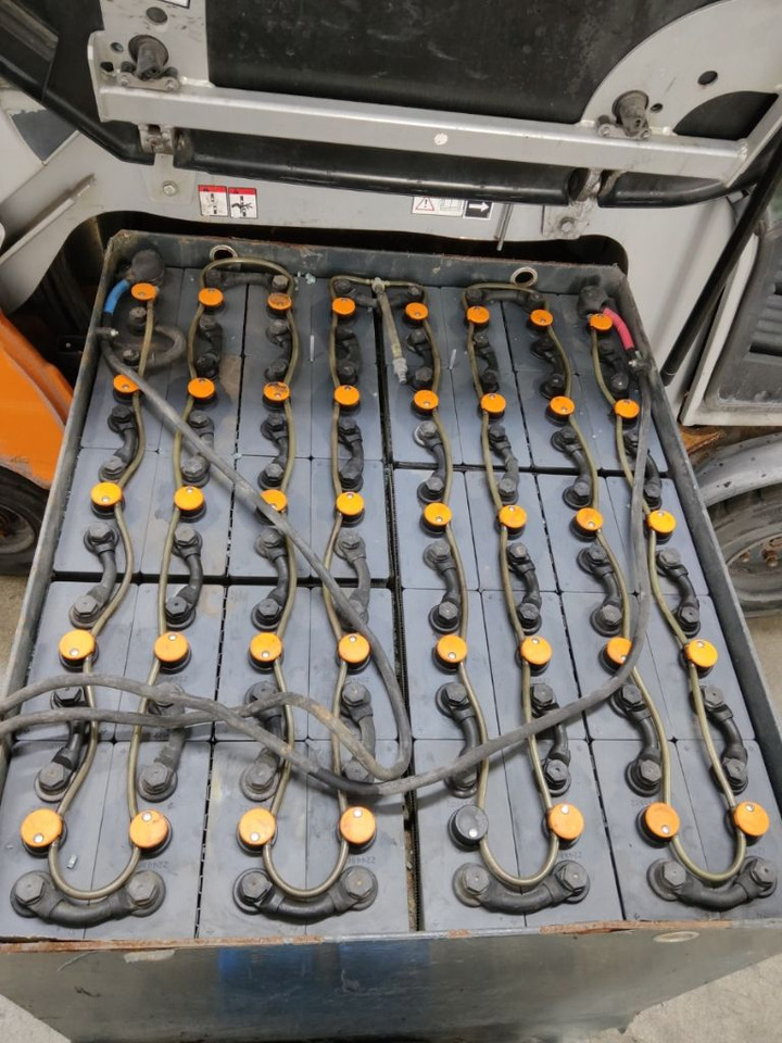 Still RX60-35 - Električni viličar: slika Still RX60-35 - Električni viličar Still RX60-35 - Električni viličar: slika Still RX60-35 - Električni viličar