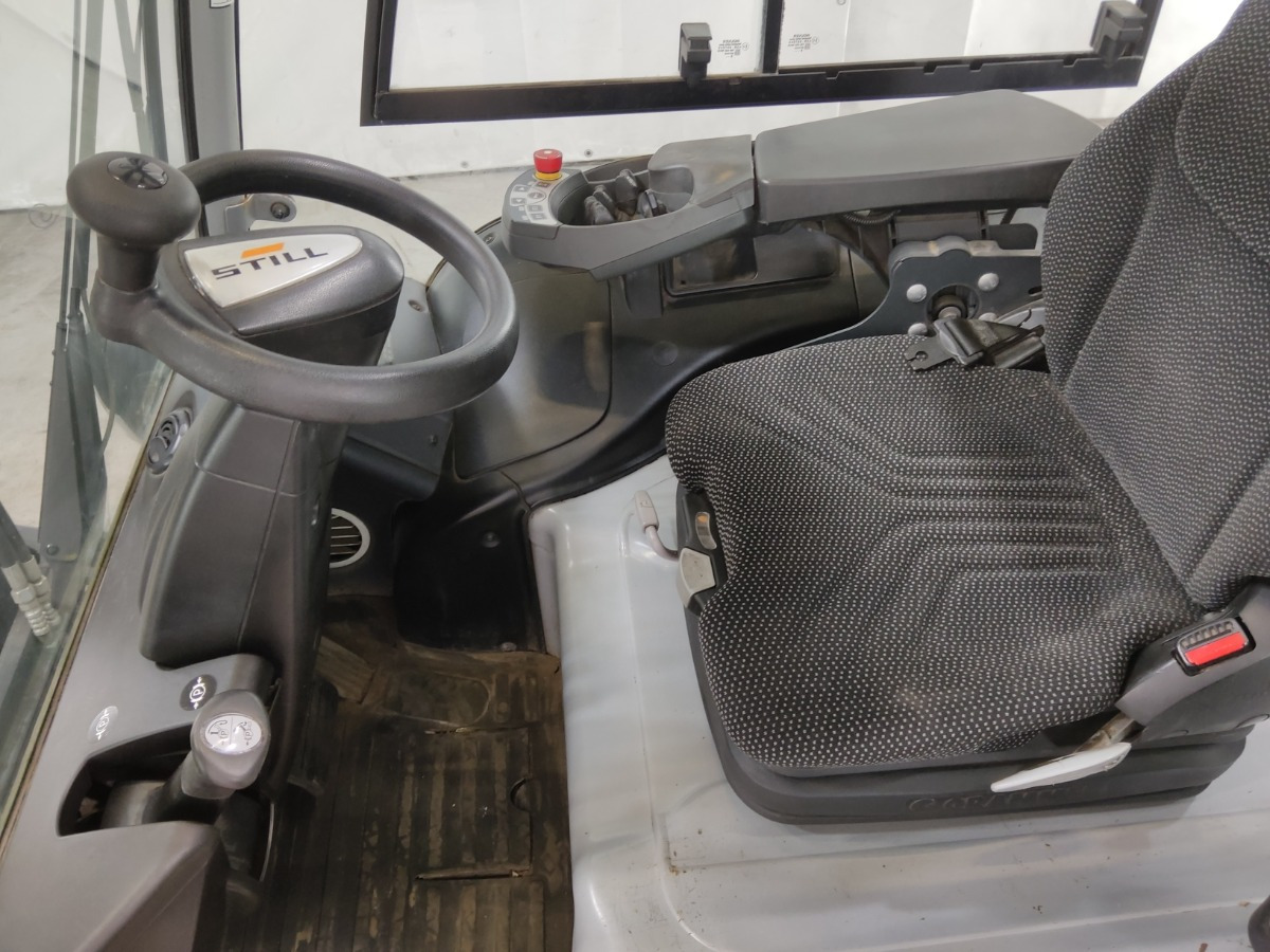 Still RX60-45 - Električni viličar: slika Still RX60-45 - Električni viličar Still RX60-45 - Električni viličar: slika Still RX60-45 - Električni viličar