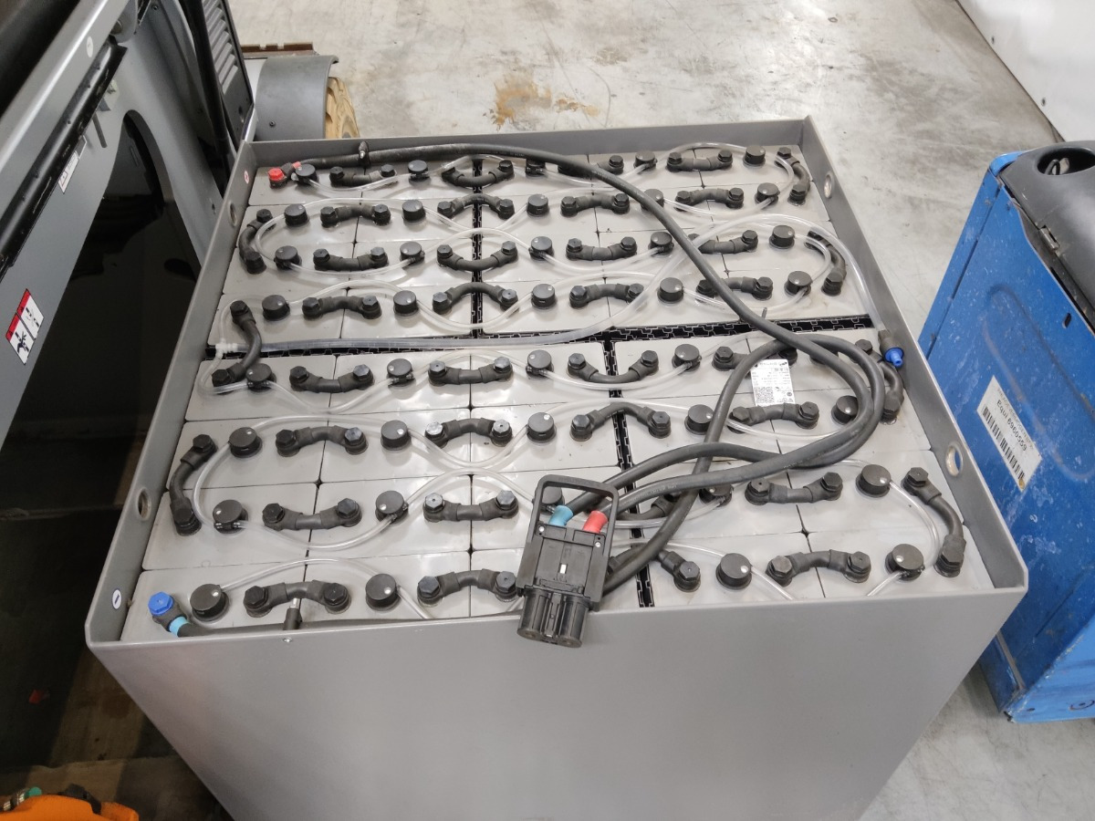 Still RX60-50 - Električni viličar: slika Still RX60-50 - Električni viličar Still RX60-50 - Električni viličar: slika Still RX60-50 - Električni viličar