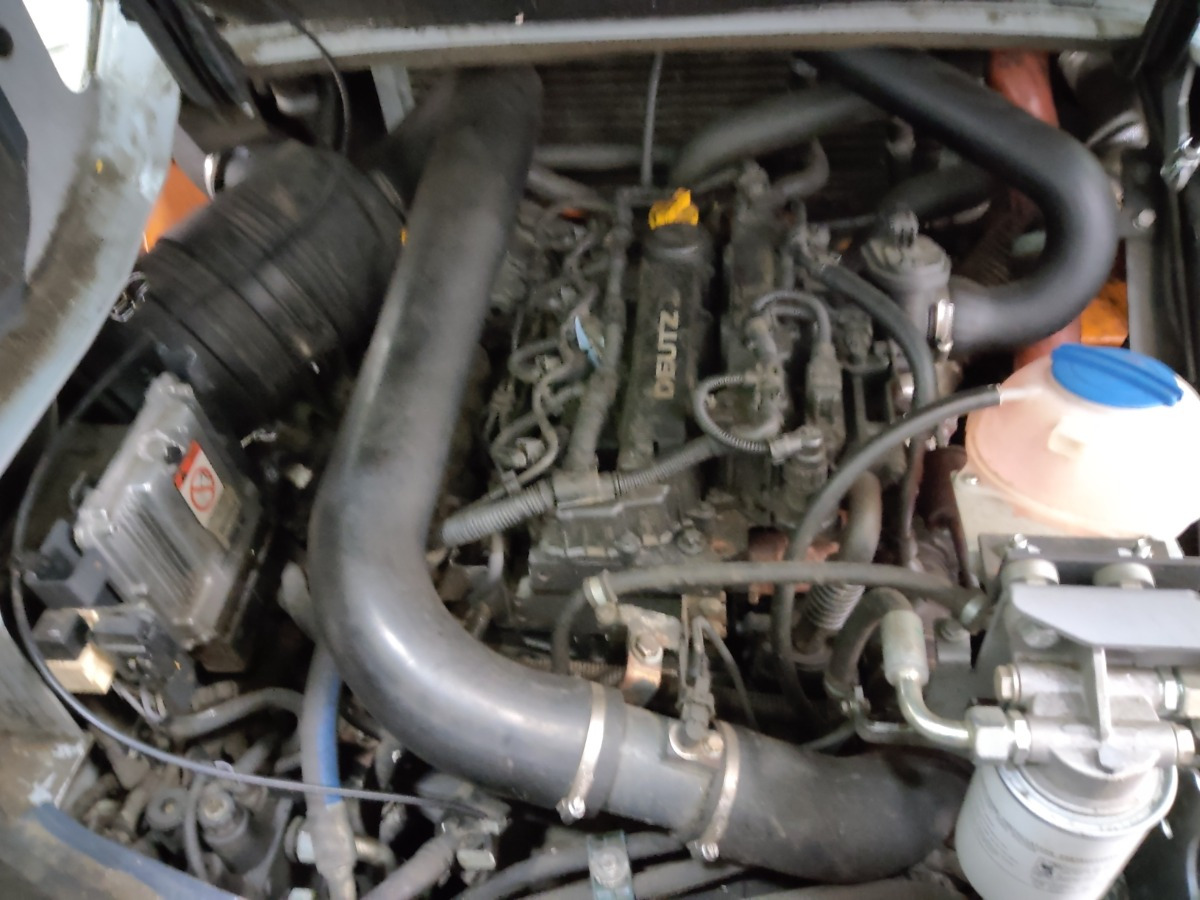 Still RX70-40 - Diesel viličar: slika Still RX70-40 - Diesel viličar Still RX70-40 - Diesel viličar: slika Still RX70-40 - Diesel viličar