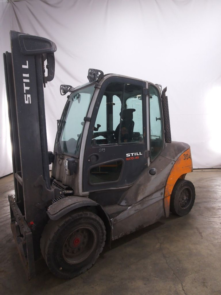 Still RX70-45 - Diesel viličar: slika Still RX70-45 - Diesel viličar Still RX70-45 - Diesel viličar: slika Still RX70-45 - Diesel viličar