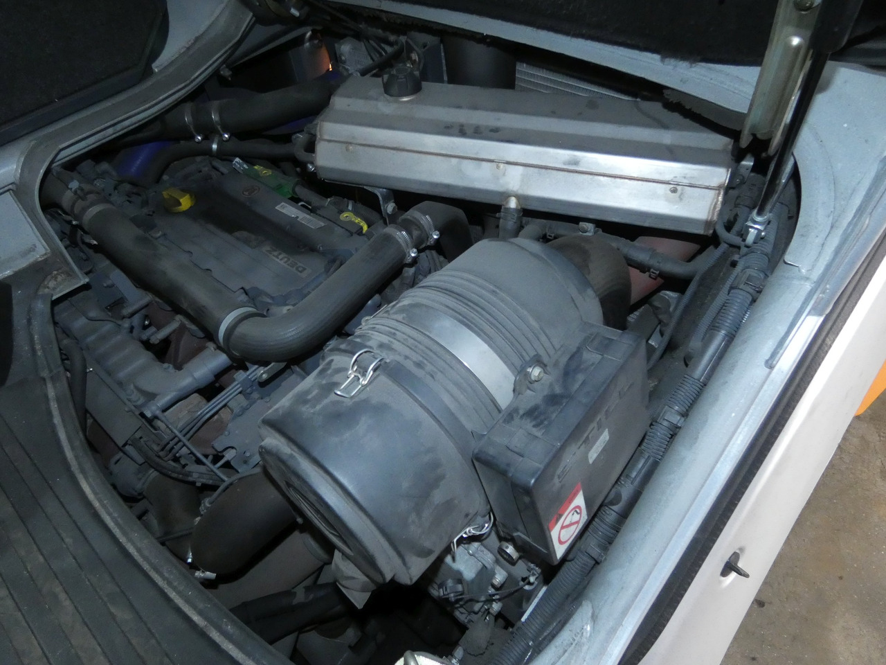 Still RX70-80/900 - Diesel viličar: slika Still RX70-80/900 - Diesel viličar Still RX70-80/900 - Diesel viličar: slika Still RX70-80/900 - Diesel viličar