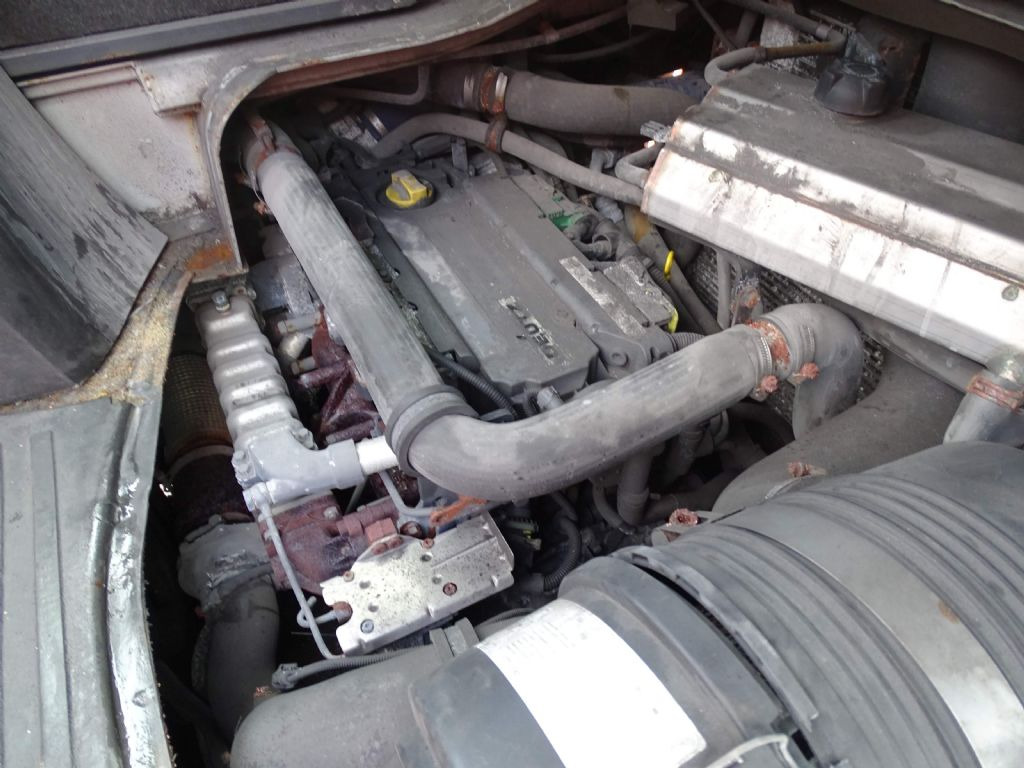 Still RX70-80/900 - Diesel viličar: slika Still RX70-80/900 - Diesel viličar Still RX70-80/900 - Diesel viličar: slika Still RX70-80/900 - Diesel viličar