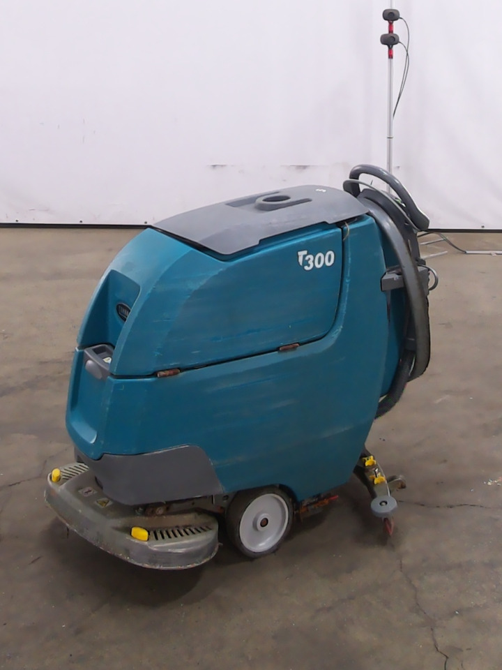 Tennant SCHEUERSAUGMASCHINE - Perač podova: slika Tennant SCHEUERSAUGMASCHINE - Perač podova Tennant SCHEUERSAUGMASCHINE - Perač podova: slika Tennant SCHEUERSAUGMASCHINE - Perač podova