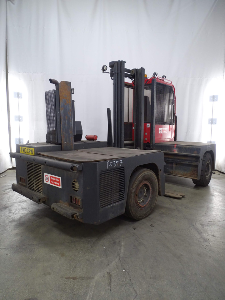 Valmar VSM50/12/40 - Bočni utovarivač: slika Valmar VSM50/12/40 - Bočni utovarivač Valmar VSM50/12/40 - Bočni utovarivač: slika Valmar VSM50/12/40 - Bočni utovarivač