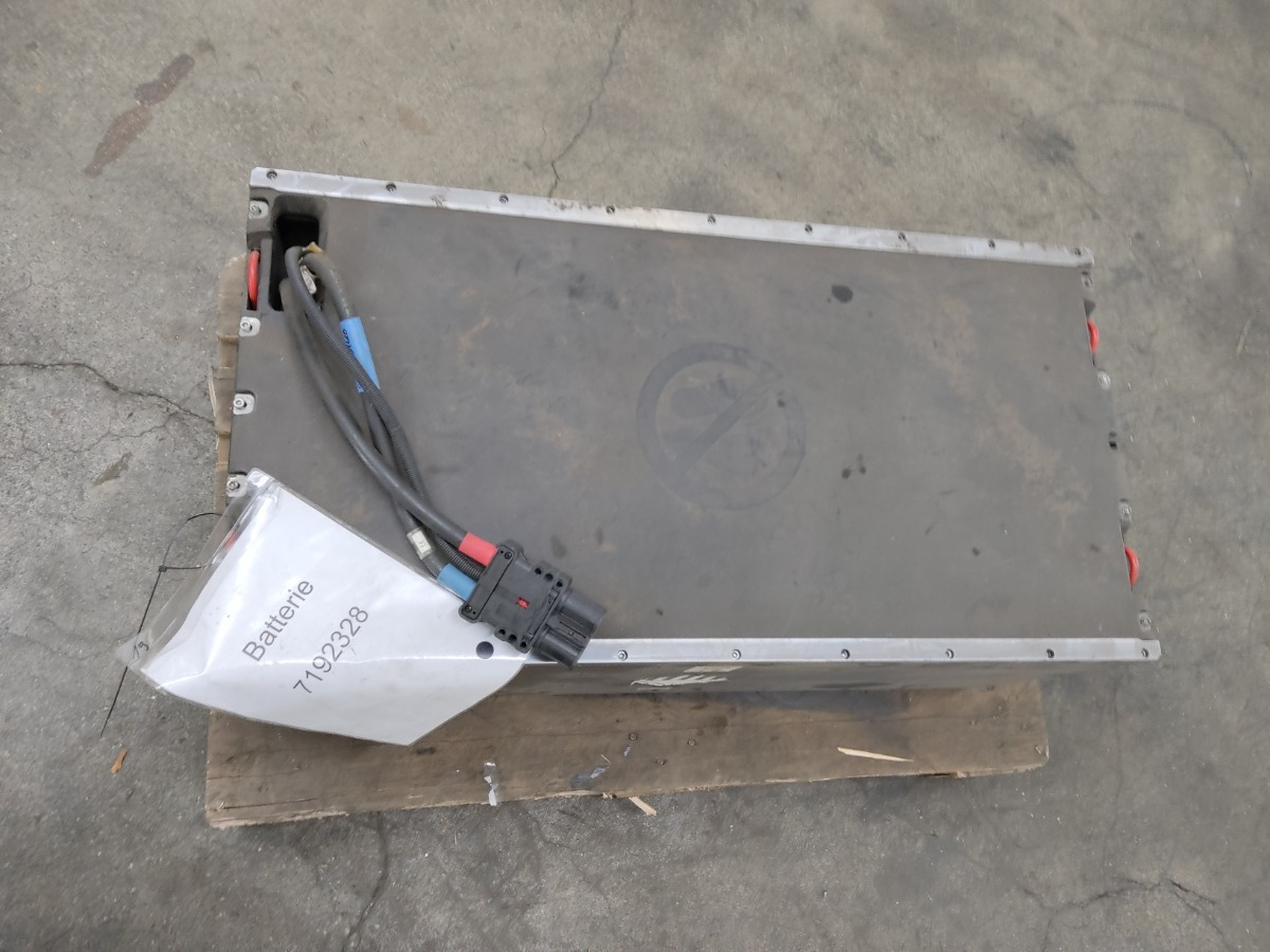 Weitere 48V268AH/LIION - Akumulator za Oprema za rukovanje materijalima: slika Weitere 48V268AH/LIION - Akumulator za Oprema za rukovanje materijalima Weitere 48V268AH/LIION - Akumulator za Oprema za rukovanje materijalima: slika Weitere 48V268AH/LIION - Akumulator za Oprema za rukovanje materijalima