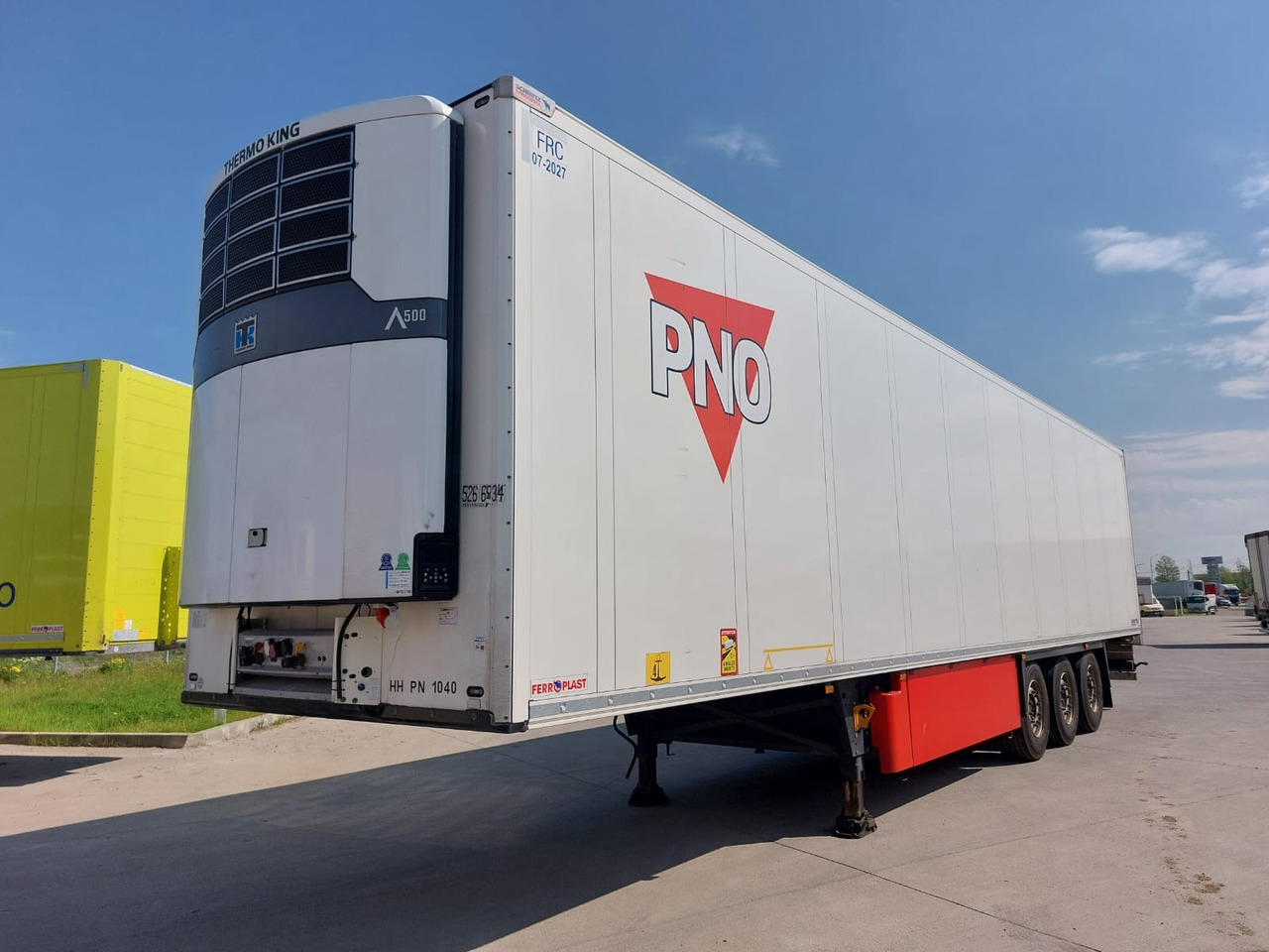Schmitz Cargobull SCB*S3B - Poluprikolica hladnjača: slika Schmitz Cargobull SCB*S3B - Poluprikolica hladnjača Schmitz Cargobull SCB*S3B - Poluprikolica hladnjača: slika Schmitz Cargobull SCB*S3B - Poluprikolica hladnjača