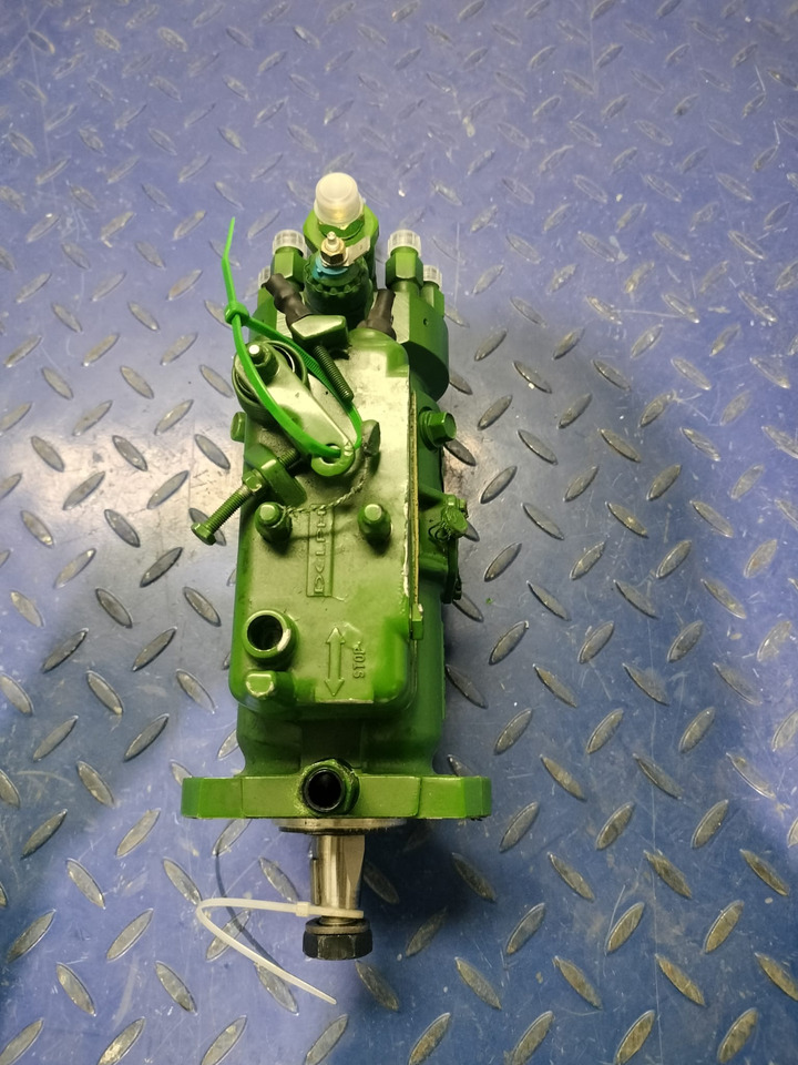 JOHN DEERE 6605/Injection Pump Delphi Injection Pump - Univerzalni dio za Traktor: slika JOHN DEERE 6605/Injection Pump Delphi Injection Pump - Univerzalni dio za Traktor JOHN DEERE 6605/Injection Pump Delphi Injection Pump - Univerzalni dio za Traktor: slika JOHN DEERE 6605/Injection Pump Delphi Injection Pump - Univerzalni dio za Traktor
