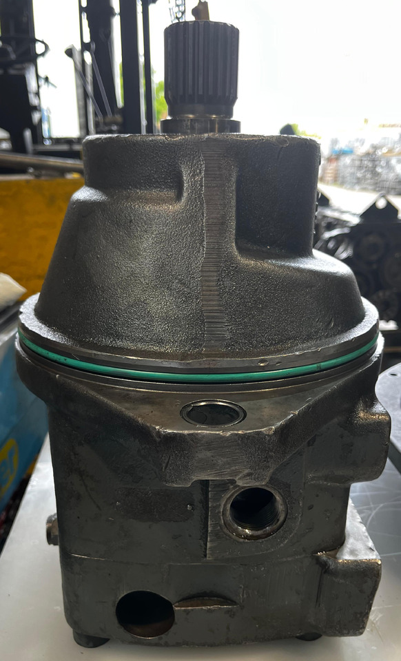 LIEBHERR Hydraulic Motor / Swing motor Liebherr 9888043 - Hidraulična pumpa: slika LIEBHERR Hydraulic Motor / Swing motor Liebherr 9888043 - Hidraulična pumpa LIEBHERR Hydraulic Motor / Swing motor Liebherr 9888043 - Hidraulična pumpa: slika LIEBHERR Hydraulic Motor / Swing motor Liebherr 9888043 - Hidraulična pumpa