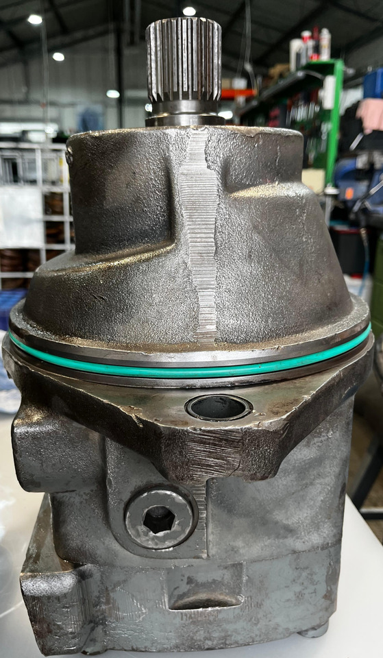 LIEBHERR Hydraulic Motor / Swing motor Liebherr 9888043 - Hidraulična pumpa: slika LIEBHERR Hydraulic Motor / Swing motor Liebherr 9888043 - Hidraulična pumpa LIEBHERR Hydraulic Motor / Swing motor Liebherr 9888043 - Hidraulična pumpa: slika LIEBHERR Hydraulic Motor / Swing motor Liebherr 9888043 - Hidraulična pumpa