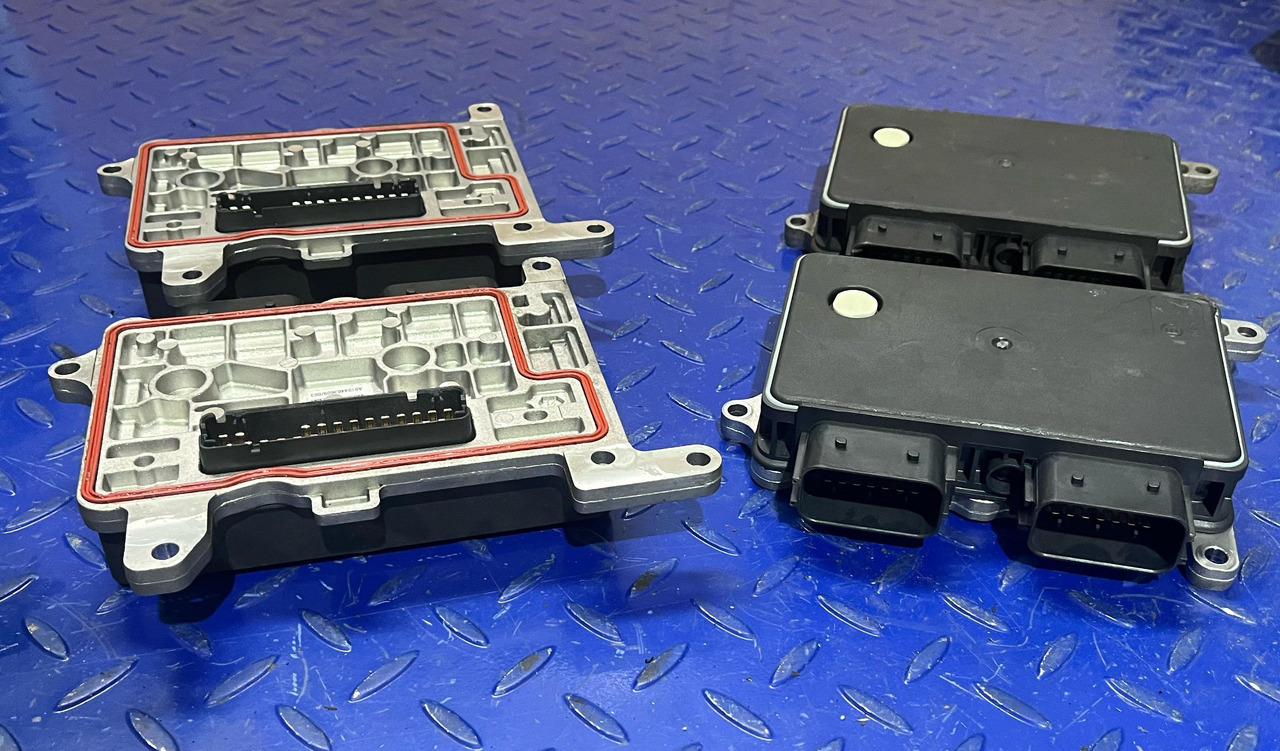 Mercedes Actros Arocs Euro 6 Wabco TCM VIRGIN Gear Selector 4463534021 - Mjenjač i dijelovi za Kamion: slika Mercedes Actros Arocs Euro 6 Wabco TCM VIRGIN Gear Selector 4463534021 - Mjenjač i dijelovi za Kamion Mercedes Actros Arocs Euro 6 Wabco TCM VIRGIN Gear Selector 4463534021 - Mjenjač i dijelovi za Kamion: slika Mercedes Actros Arocs Euro 6 Wabco TCM VIRGIN Gear Selector 4463534021 - Mjenjač i dijelovi za Kamion