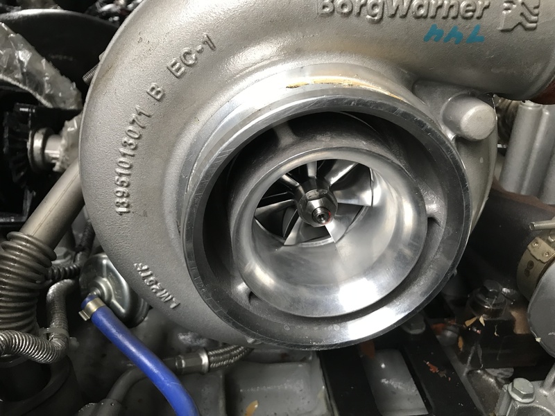Mercedes Actros MP4 OM471 Euro 6 - Turbo za Kamion: slika Mercedes Actros MP4 OM471 Euro 6 - Turbo za Kamion Mercedes Actros MP4 OM471 Euro 6 - Turbo za Kamion: slika Mercedes Actros MP4 OM471 Euro 6 - Turbo za Kamion