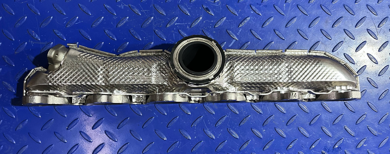 Mercedes Benz A6561407900 OM656 - Ispušna grana: slika Mercedes Benz A6561407900 OM656 - Ispušna grana Mercedes Benz A6561407900 OM656 - Ispušna grana: slika Mercedes Benz A6561407900 OM656 - Ispušna grana