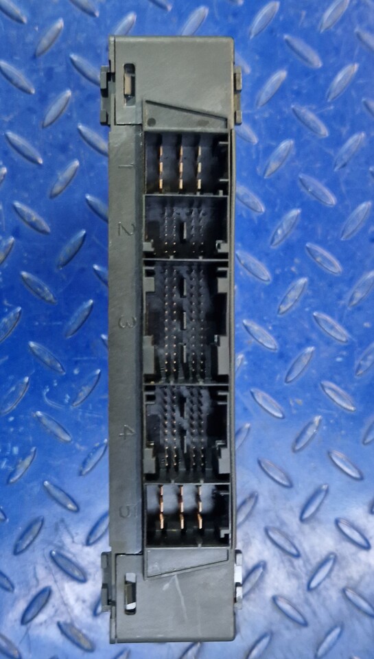 MERCEDES-BENZ Control Device CPC3 A0044465802 Actros Mp4 - Rezervni dijelovi za Drugi strojevi: slika MERCEDES-BENZ Control Device CPC3 A0044465802 Actros Mp4 - Rezervni dijelovi za Drugi strojevi MERCEDES-BENZ Control Device CPC3 A0044465802 Actros Mp4 - Rezervni dijelovi za Drugi strojevi: slika MERCEDES-BENZ Control Device CPC3 A0044465802 Actros Mp4 - Rezervni dijelovi za Drugi strojevi