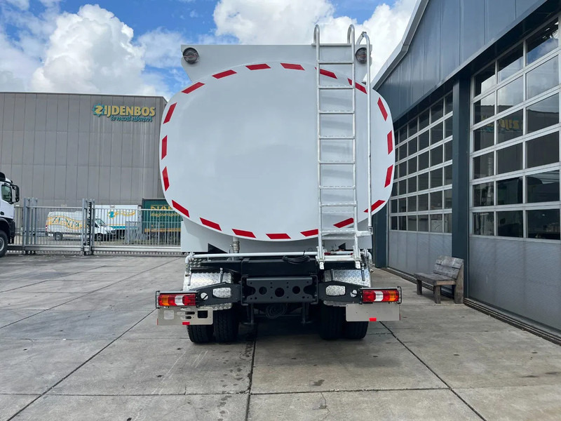Mercedes-Benz Arocs 3340 6x6 Water Tank Truck - Kamion cisterna: slika Mercedes-Benz Arocs 3340 6x6 Water Tank Truck - Kamion cisterna Mercedes-Benz Arocs 3340 6x6 Water Tank Truck - Kamion cisterna: slika Mercedes-Benz Arocs 3340 6x6 Water Tank Truck - Kamion cisterna